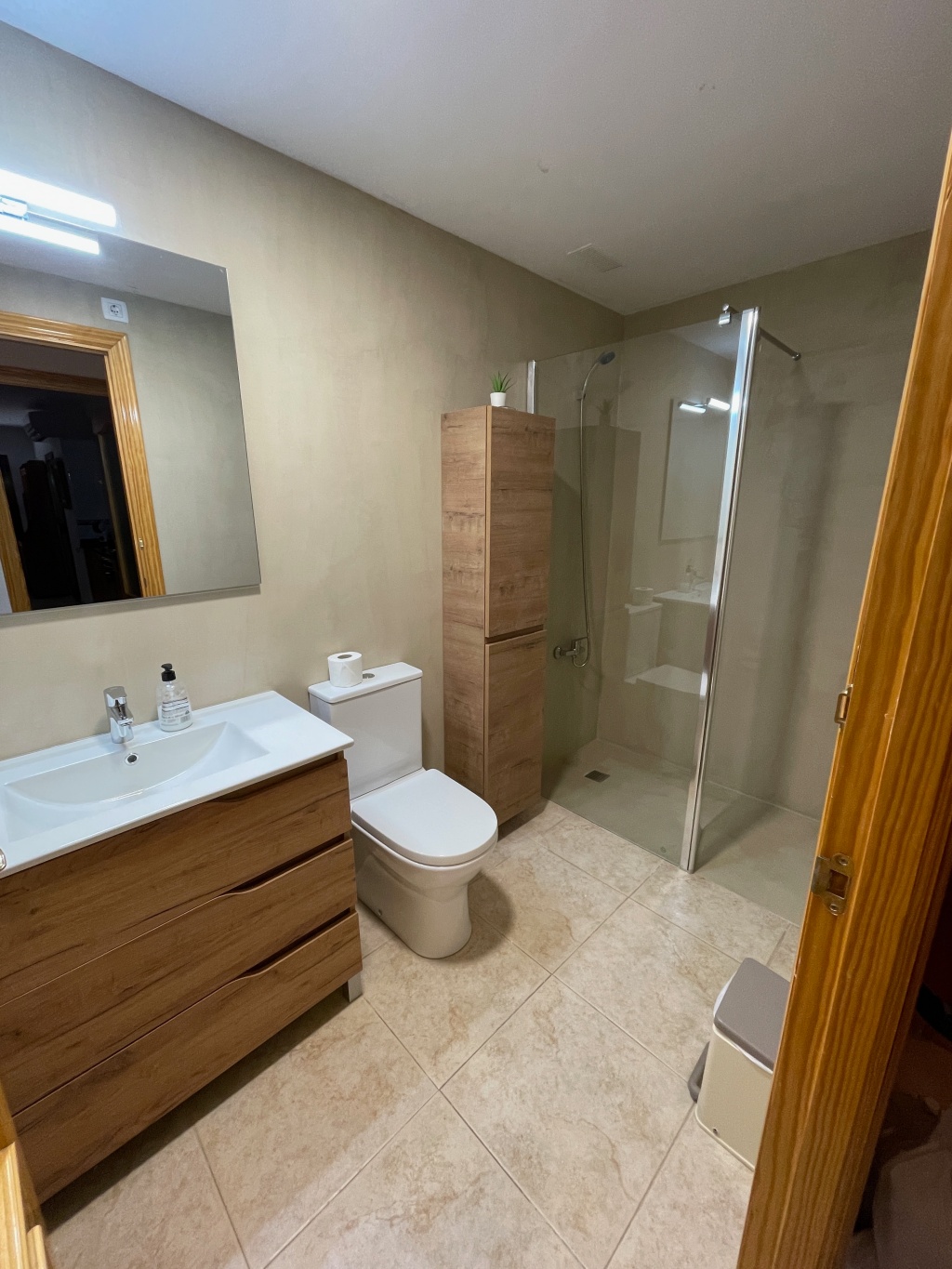 Junto a Cala Galiota Baño de Vivienda Sol 28 junto a Cala Caliota